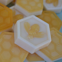 Load image into Gallery viewer, Honey Soap Set - SoapByNadia