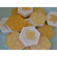 Load image into Gallery viewer, Honey Soap Favors (Set of 30) - SoapByNadia