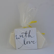 Load image into Gallery viewer, 50 Honey Soap Favors {100 Soaps} - SoapByNadia