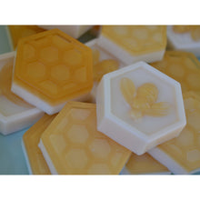 Load image into Gallery viewer, HONEY PARTY FAVORS {50 Soaps, 25 Sets} - SoapByNadia