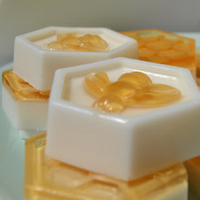 Load image into Gallery viewer, Honey Soap Set - SoapByNadia