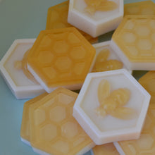 Load image into Gallery viewer, Honey Soap Set - SoapByNadia
