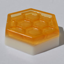 Load image into Gallery viewer, Honey Soap Favors (Set of 30) - SoapByNadia