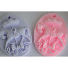Load image into Gallery viewer, 20 Carousel Party Favors - SoapByNadia