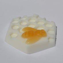 Load image into Gallery viewer, Honey Soap - SoapByNadia