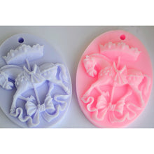 Load image into Gallery viewer, 20 Carousel Party Favors - SoapByNadia