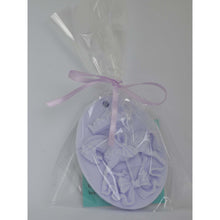 Load image into Gallery viewer, 20 Carousel Party Favors - SoapByNadia
